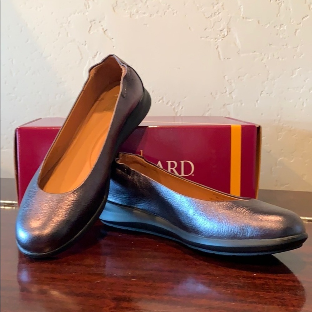 PEWTER Samuel Hubbard Freedom Dance Leather Flats - Picture 2 of 9